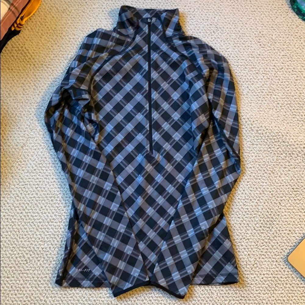 Nike pro half zip